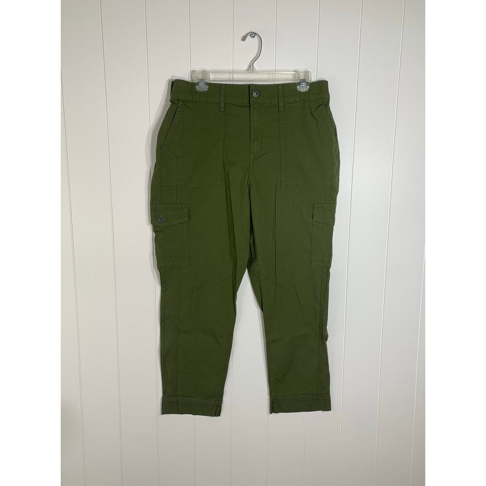 NWT - Style & Co Women’s Straight Leg Green Cargo Mid Rise Pants Size 12